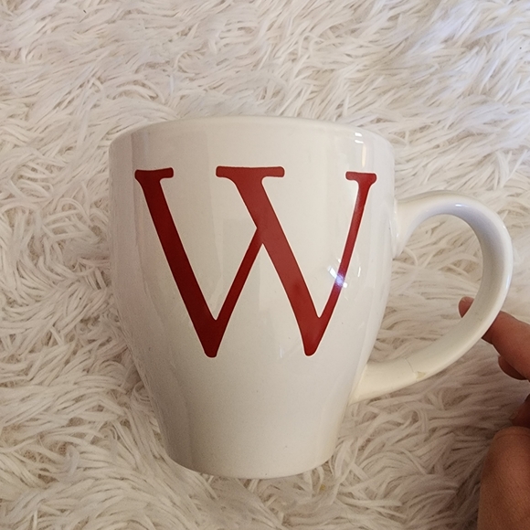 ♠️10/$10♠️ Oversized W Mug - Picture 1 of 5